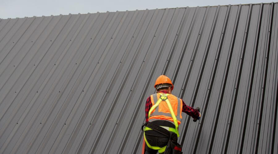 Expert Emergency Roof Repairs services in Mossville, IL